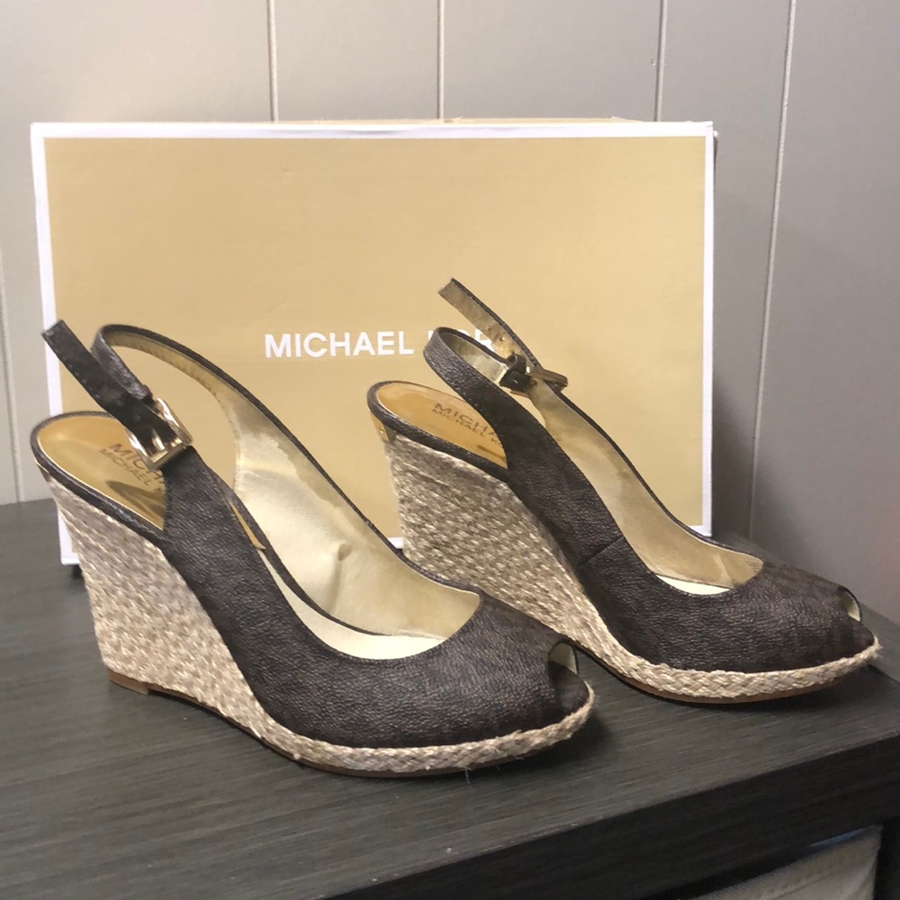Michael kors shoes size 7